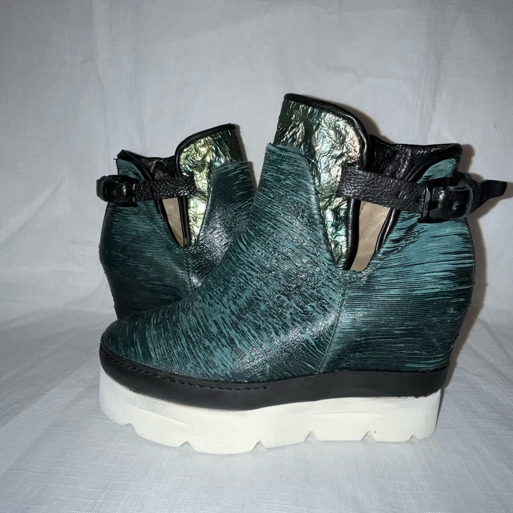 A.S.98 Green Textured Wedge Boots - Picture 7 of 15